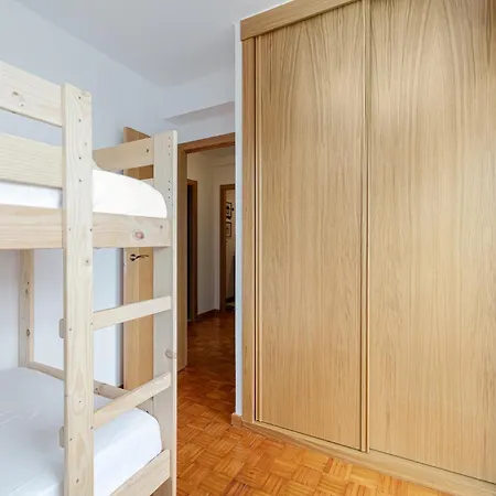 Centrico Y Con Parking Gratuito By Cabana Apartment